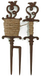 Esschert Design Stecker aus Gusseisen mit Pflanzleine, Länge der Leine ca. 25 m, ca. 14 cm x 6 cm x 35 cm Anzahl: 1 Stück
