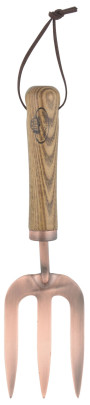 Esschert Design Verkupferte Handgabel, 7,5 x 4,3 x 28 cm, mit Holzgriff und Hängeöse 