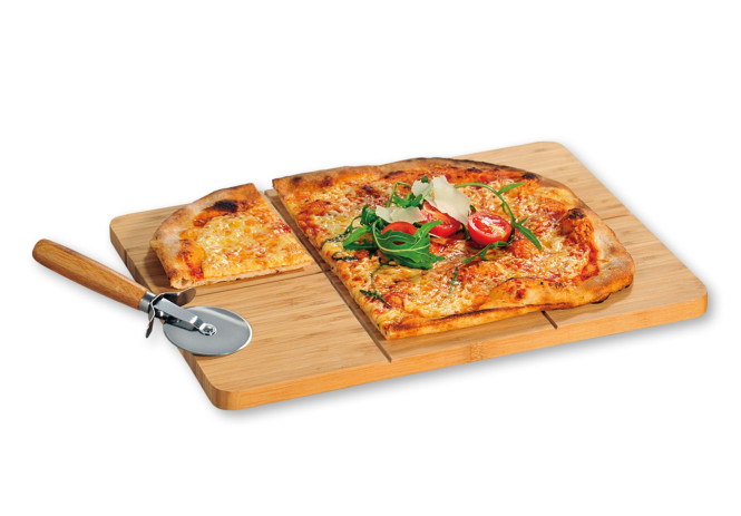 Kesper Pizzaliebhaber ECKIG Set aus rechteckigem Pizzateller und Pizzaschneider, XXL Pizzateller 40 x 30 cm aus FSC-Bambus mit Edelstahl-Pizzaroller